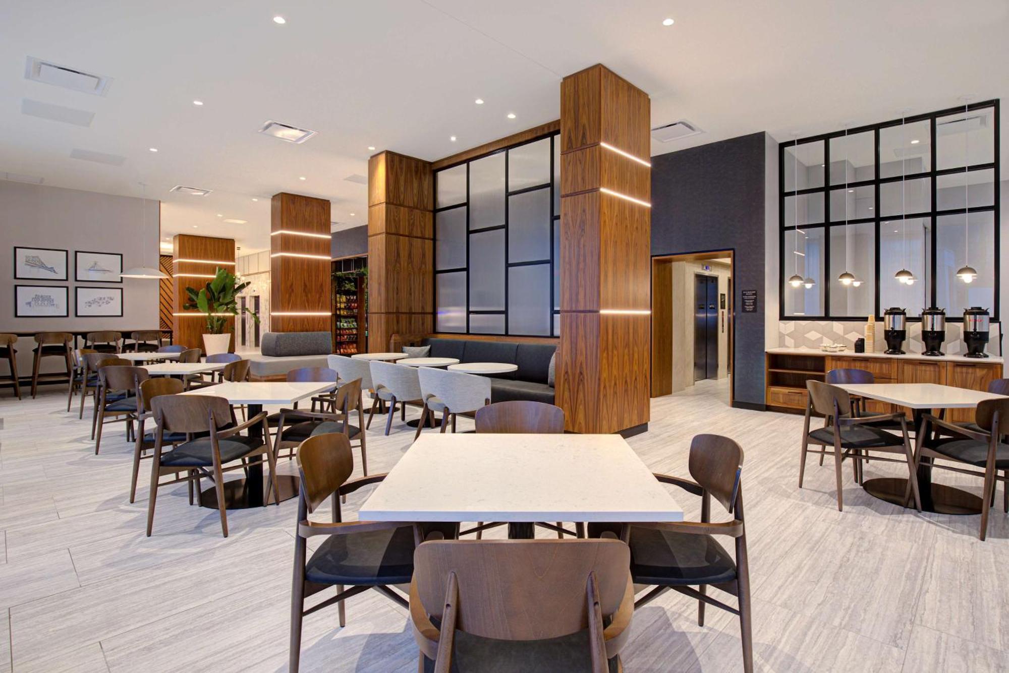 Homewood Suites By Hilton Montreal Downtown Montréal Exterior foto